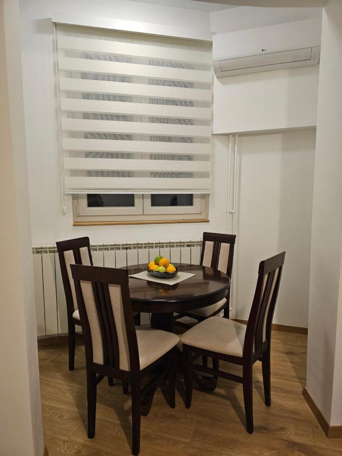 Apartment Olga Belgrado Exterior foto